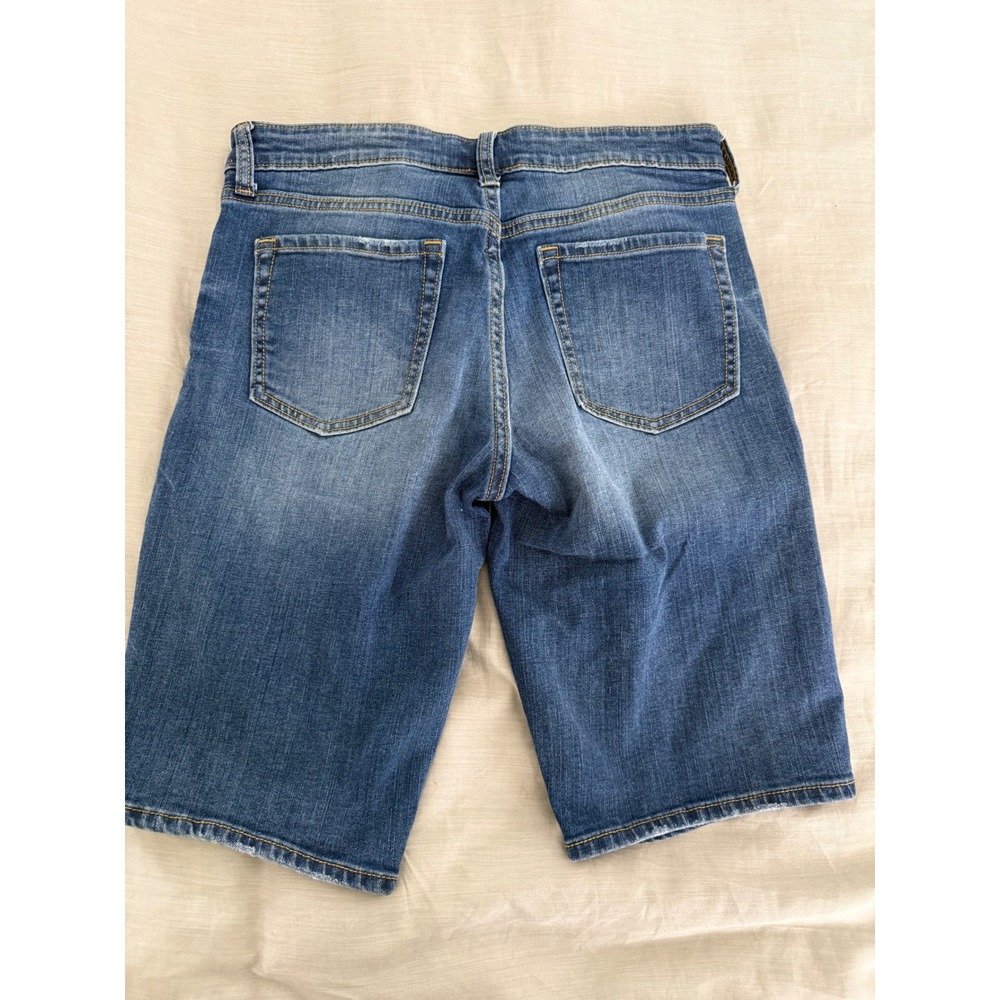Gap Bermuda Jean Shorts Size 4 Medium Wash Y2K Coastal Casual Denim - Picture 5 of 8